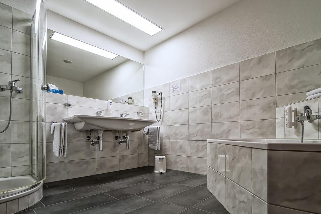 Hotel Roessli Tufertschwil Lütisburg Esterno foto